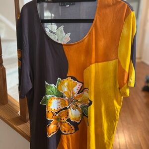 Scoop Neck Colorblock Floral Tunic in Yellow & Brown